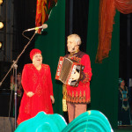 На юбилейном концерте Уральского хора, с народной артисткой РФ С.Комаричевой, 2008 год