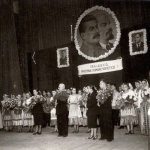 Румыния приветствует артистов, 1953 г.